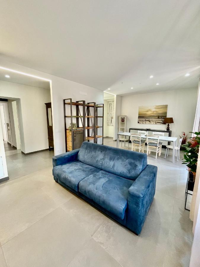 Privatehouseinrome Apartman Kültér fotó