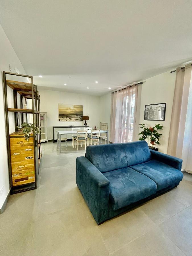 Privatehouseinrome Apartman Kültér fotó