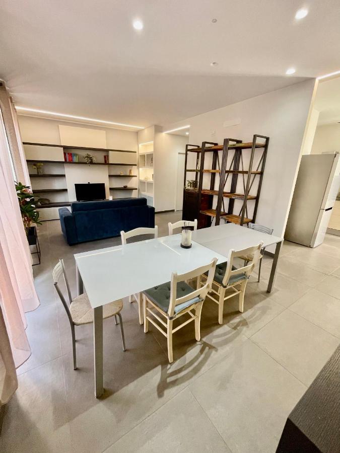Privatehouseinrome Apartman Kültér fotó